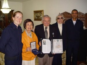 Francisco Gerardo Pinto recebendo medalha