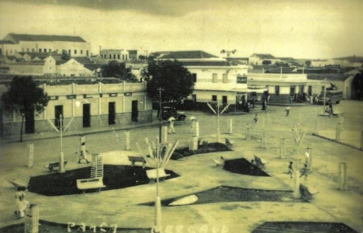 Praça Tomaz Barbosa em 1950